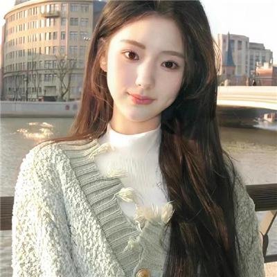 阳台上的女人们